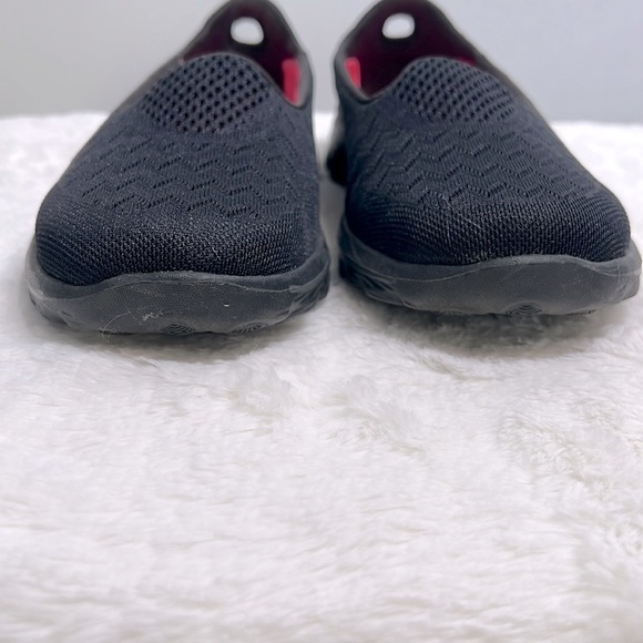 Sketchers Black Axis GoWalk 2 Mesh Slip-On Walking Shoe size 6 - Picture 8 of 12